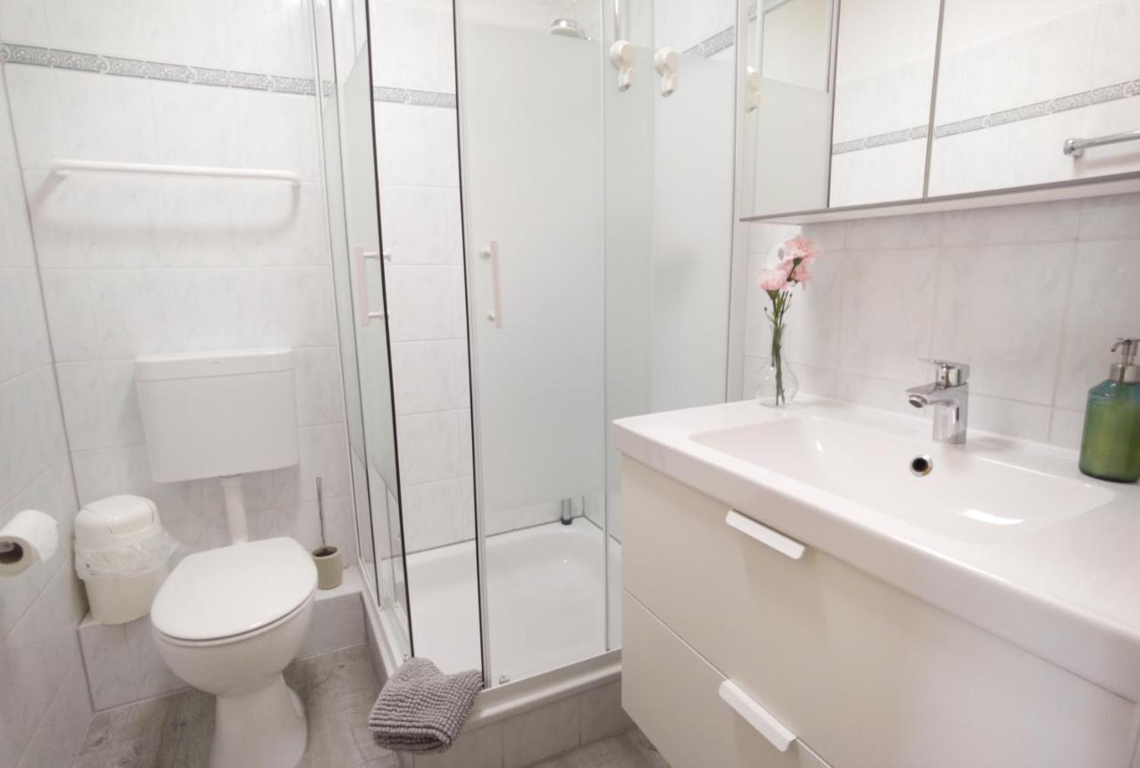 Ferienwohnung Schaake Hooksiel zum Wohlfühlen Exterior foto